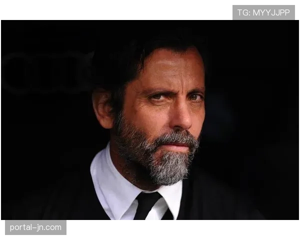 官方：塞维利亚主帅弗洛雷斯因战绩不佳下课，B队教练暂代职务